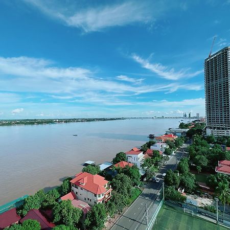Infinity 28 Hotel And Residence Phnom Penh Exterior photo