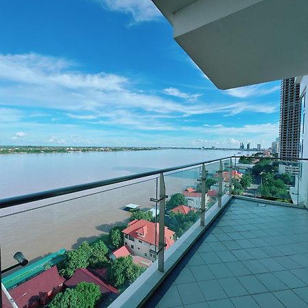 Infinity 28 Hotel And Residence Phnom Penh Exterior photo