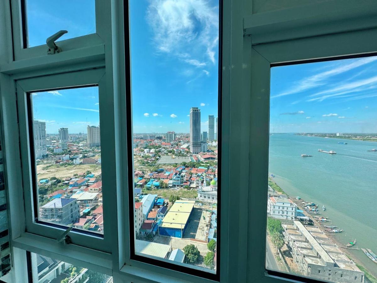 Infinity 28 Hotel And Residence Phnom Penh Exterior photo