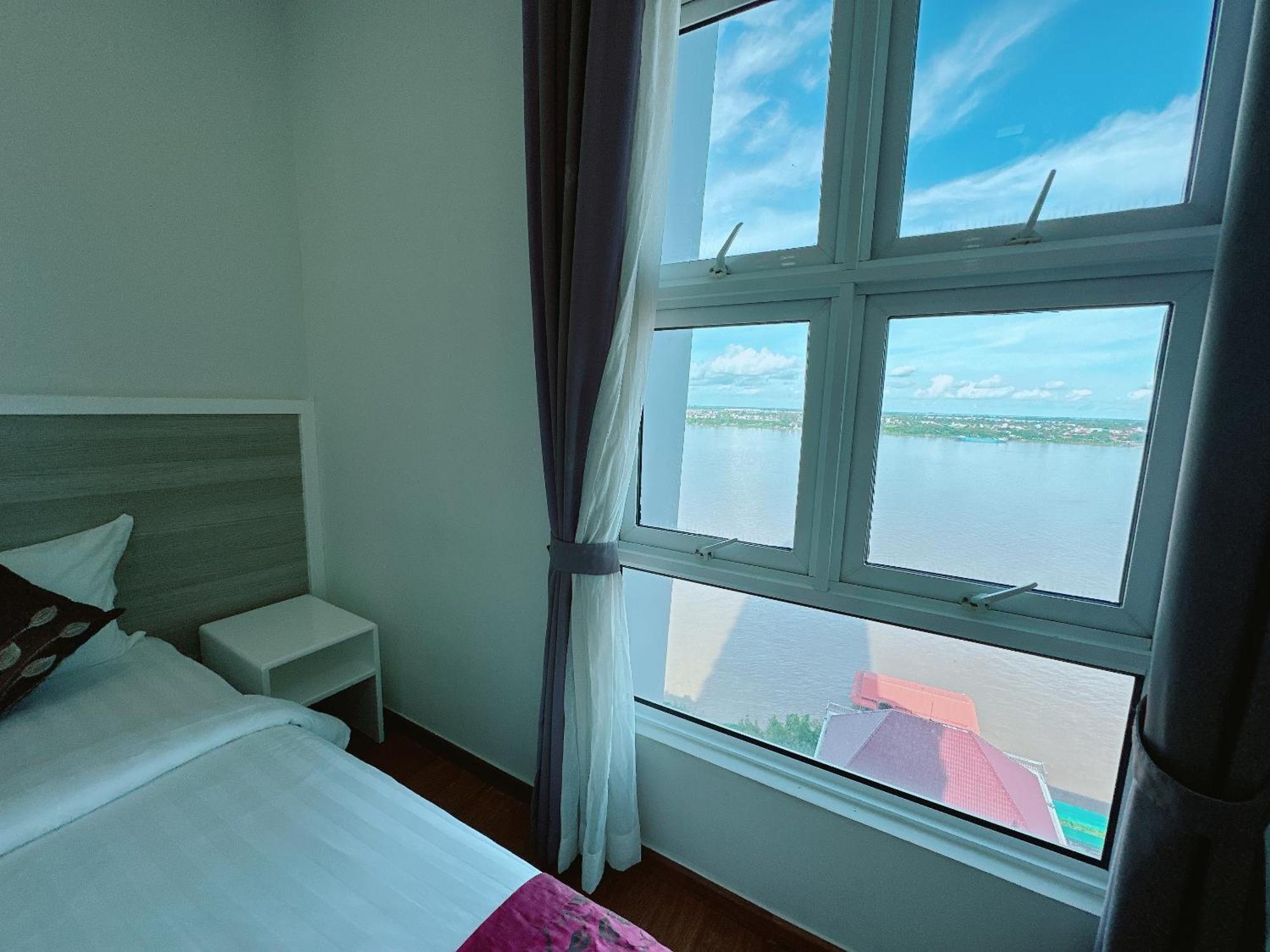 Infinity 28 Hotel And Residence Phnom Penh Exterior photo