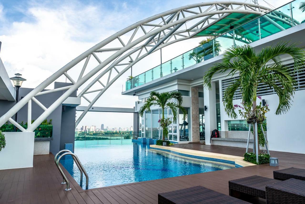 Infinity 28 Hotel And Residence Phnom Penh Exterior photo