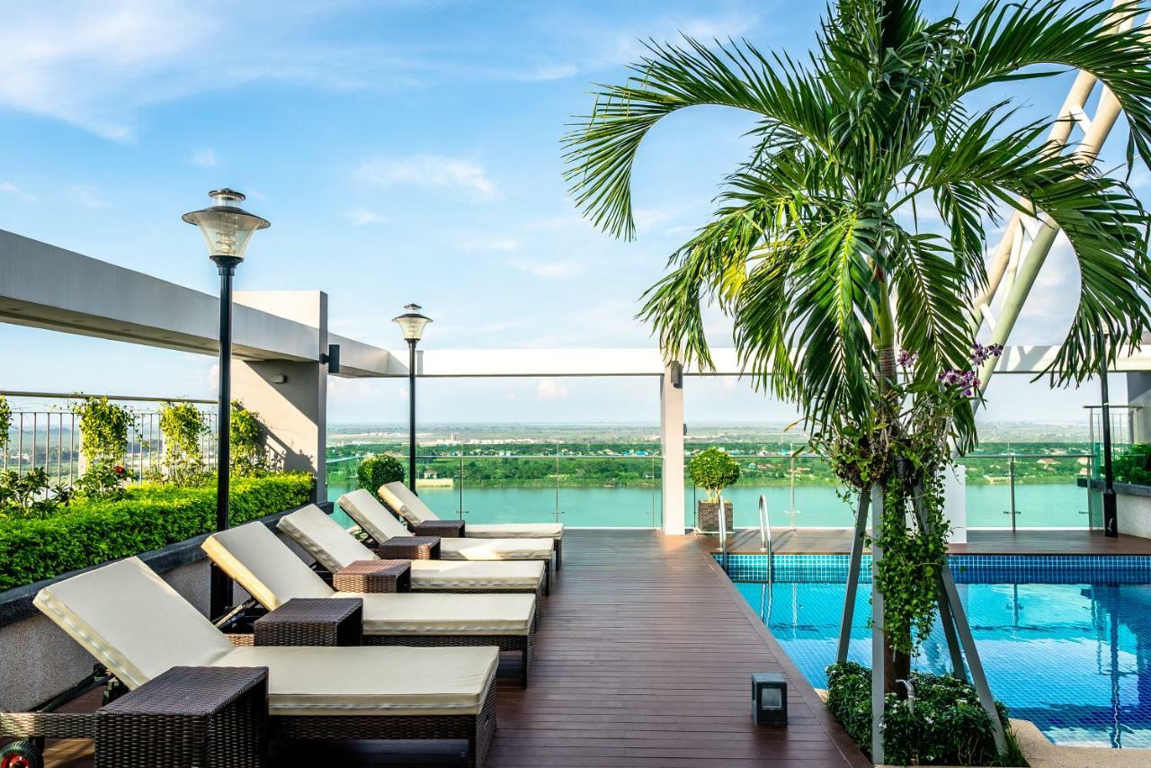 Infinity 28 Hotel And Residence Phnom Penh Exterior photo